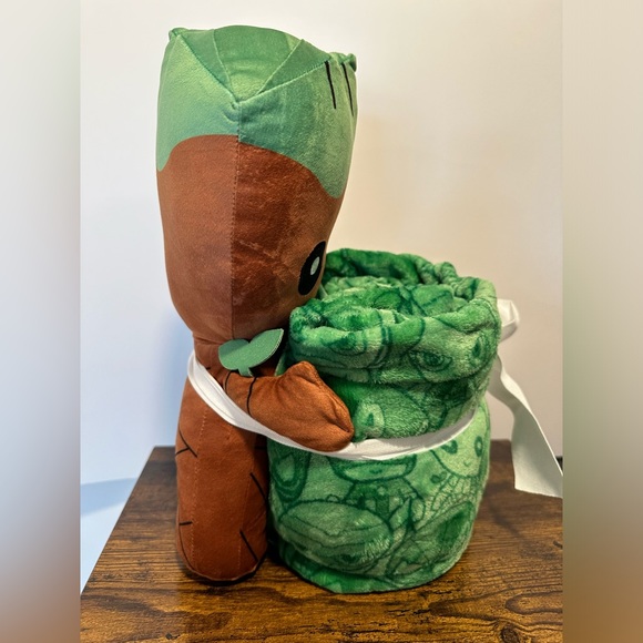 Guardians of the Galaxy Groot Buddy+Throw NWT - Picture 5 of 7